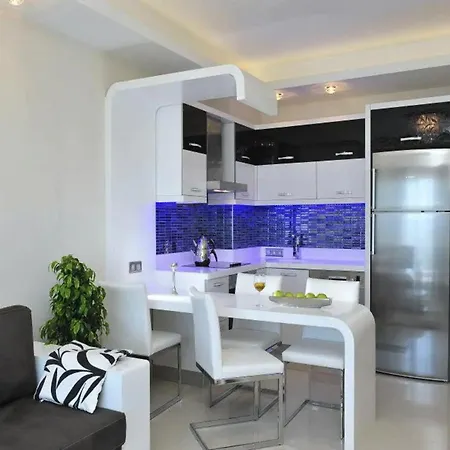 Azura Park Luxury Aparatment - 1 Bedroom Lägenhet Mahmutlar